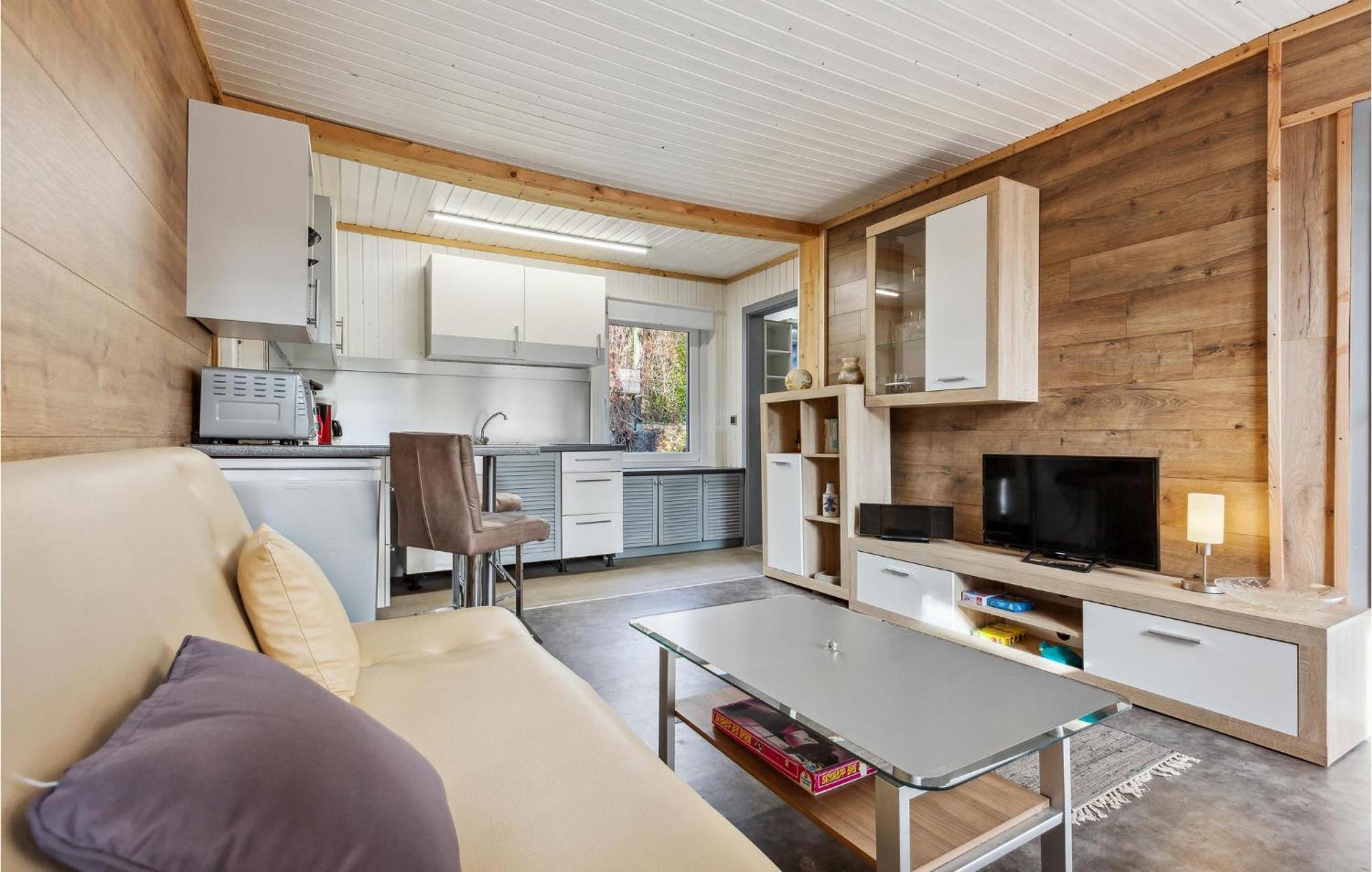 Nice Home In Zeulenroda-Triebes With Sauna Dış mekan fotoğraf